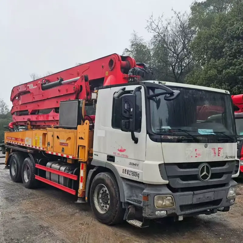 38m 2015model Sany Used Concrete Pump Truck on Mercedes Benz