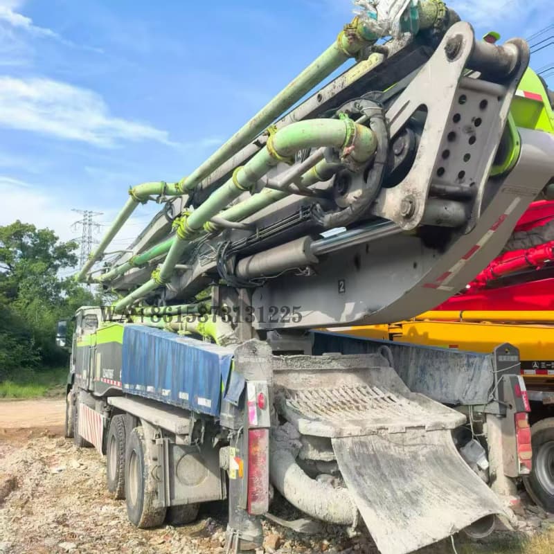 2020 56M zoomlion sitrak truck mounted concrete pump