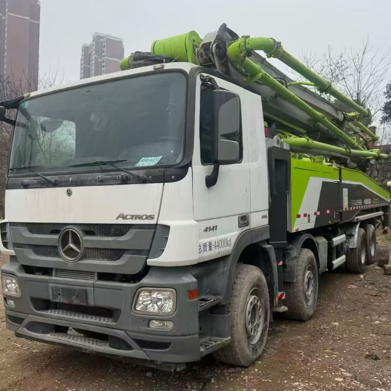 zoomlion 56m concrete pump